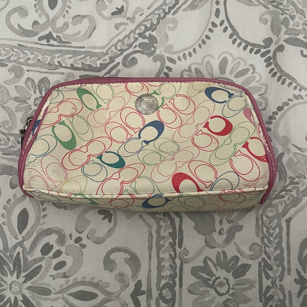 Coach Signature Chelsea Multi C Pink Small Makeup Cosmetic Bag Zip
